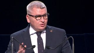 Florin Roman, la Ora Guvernului: "Voi vorbţi de responsabilitate? Aţi bătut rom&acirc;nii &icirc;n stradă la 10 august"