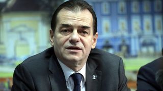 Orban, replică la criticile din Camera Deputaţilor: &bdquo;Nu vă e ruşine să vorbiţi de rom&acirc;nii care pleacă la muncă? Mi-e greu să trec peste o asemenea obrăznicie&rdquo;