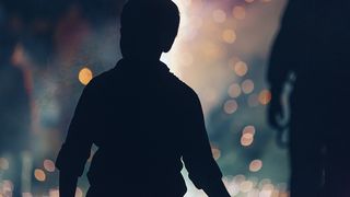 &Icirc;nt&acirc;mplarea neașteptată a unui profesor de matematică. Doi elevi i-au tăiat internetul pentru că le dătea prea multe teme