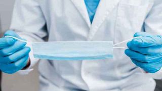 A fost aprobată obligativitatea purtării măștii pe toată perioada stării de alertă. Reguli și recomandări pentru toți rom&acirc;nii