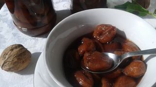 Dulceaţa de nuci verzi reţetă