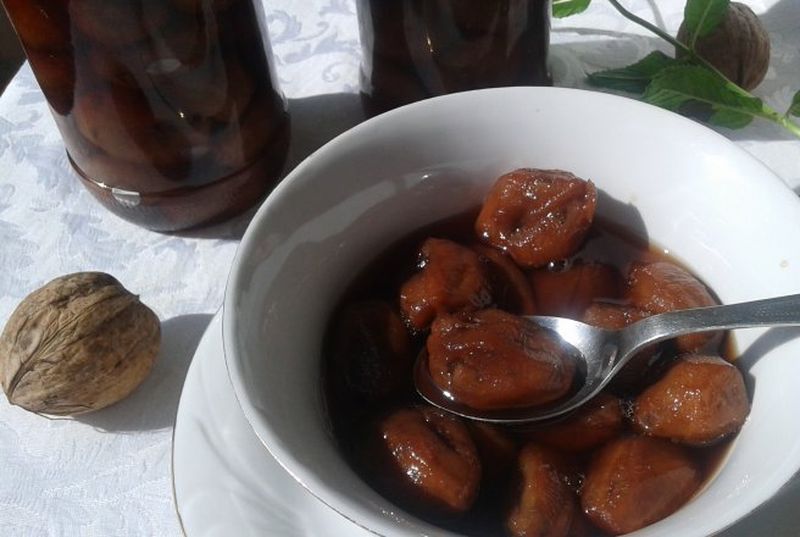 Dulceaţa de nuci verzi reţetă