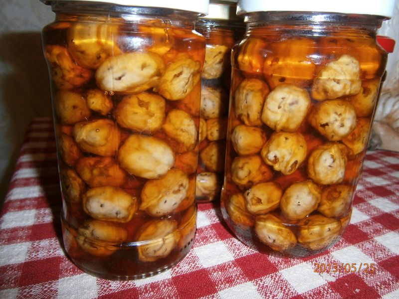 Dulceaţa de nuci verzi reţetă