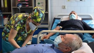 Deputatul Lucian Heiuş şi primarul Devei, Florin Oancea, vindecaţi de COVID - 19, au donat plasmă 