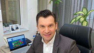 Ce avere are ministrul în chiloți! Vezi cui datorează Ionuț Stroe o sumă uriașă!