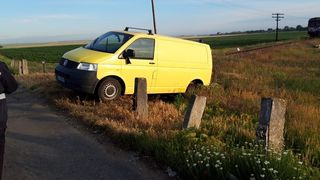 Accident feroviar în judeţul Olt după ce un tren Regio a lovit o autoutilitară