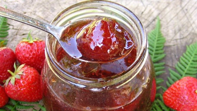 Gem de capsuni reteta bunicii