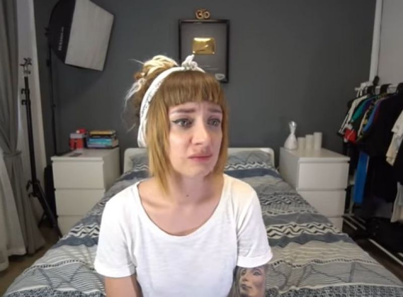 Vloggeriţa Tequila, bătută salbatic - VIDEO