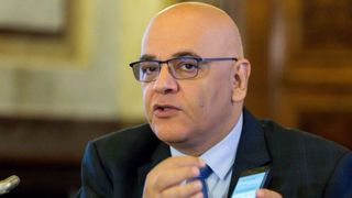 Arafat: Risc zero nu există. E un risc controlat de măsurile care se iau, de distanţare şi de protecţie