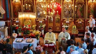 Ministrul Sănătăţii: „Reluarea slujbelor în biserici nu intră în discuţie pentru 15 iunie”