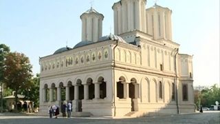 Patriarhia doreşte reluarea grabnică a slujbelor religioase şi aşteaptă un răspuns &bdquo;realist şi &icirc;nţelept&rdquo; de la autorităţi