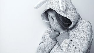 Tânăr reţinut după a racolat o fată și a obligat-o să se prostitueze