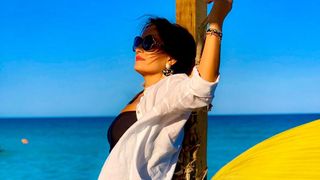 Fosta noră a Vioricăi Dăncilă o duce senzațional după ce a divorțat de fiul acesteia!  Elena, care este consilier juridic la Primărie, încasează un salariu uriaș!