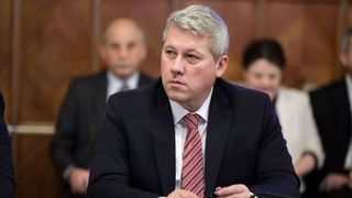 Cătălin Predoiu a demis conducerea penitenciarului care l-a eliberat pe bărbatul care a incendiat o fată de 17 ani din Mehedinți