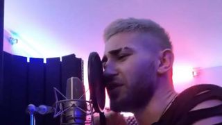 bogdan mocanu cântă