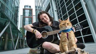 Pisoiul care a inspirat cartea şi filmele „A Street Cat Named Bob: And How He Saved My Life” a murit la vârsta de 14 ani