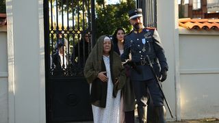 Celile Toyon, mama generalului Cevdet, din &bdquo;Patria mea esti tu!&rdquo;:  "Este un exemplu pentru toata lumea!"