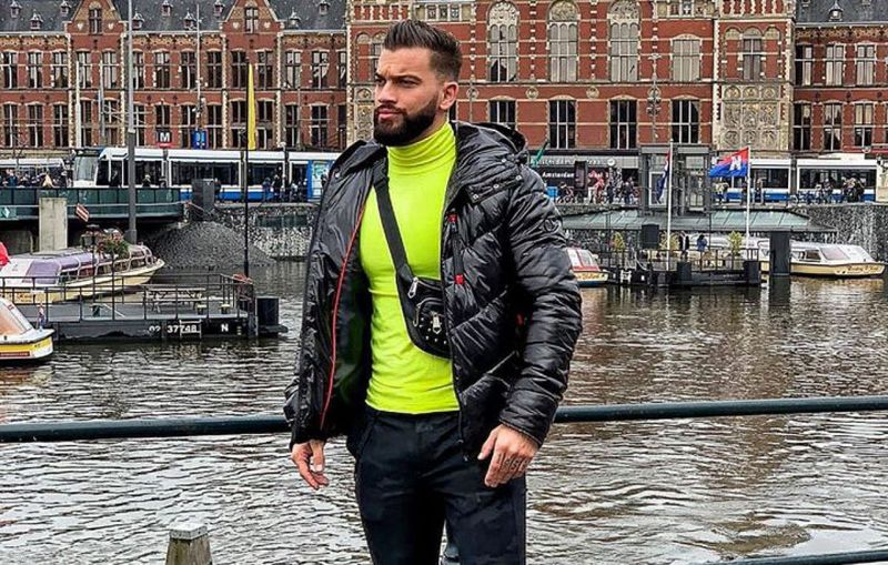 andy adetu îndrăgostit