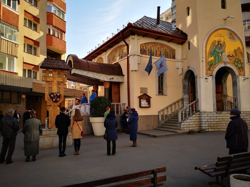 Noi reguli după redeschiderea bisericilor