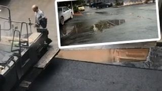 VIDEO| Asfaltează pe ploaie, se opresc pe soare