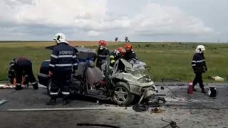 Trei oameni și-au pierdut viața într-un accident de proporții