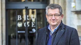 Primarul oraşului Bruges a fost înjunghiat