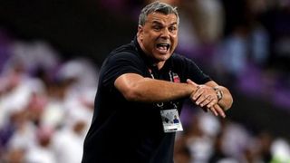 Cosmin Olăroiu construiește locuințe de lux la Mamaia! Celebrul antrenor a investit peste 20 de milioane de euro!