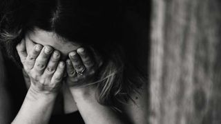 violată la ziua fratelui