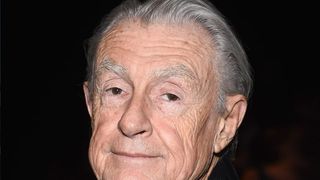 A murit celebrul regizor Joel Schumacher
