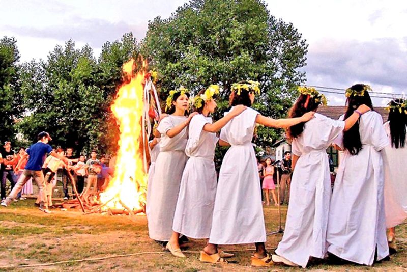 Naşterea Sf. Ioan Botezătorul 2020: Sânzienele  sau Drăgaica