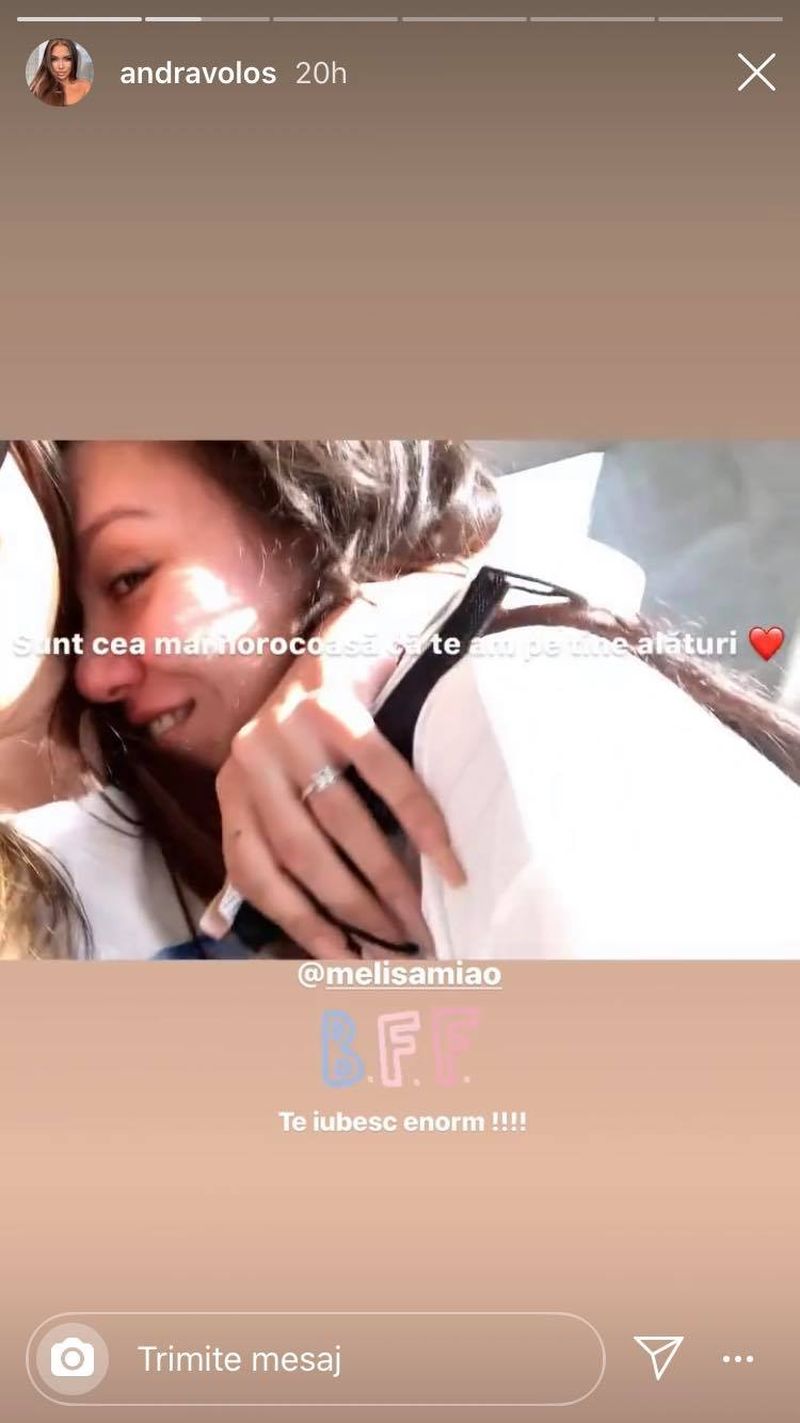 andra volos a părăsit țara