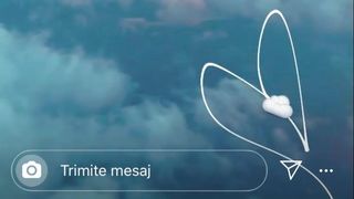 andra volos a părăsit țara