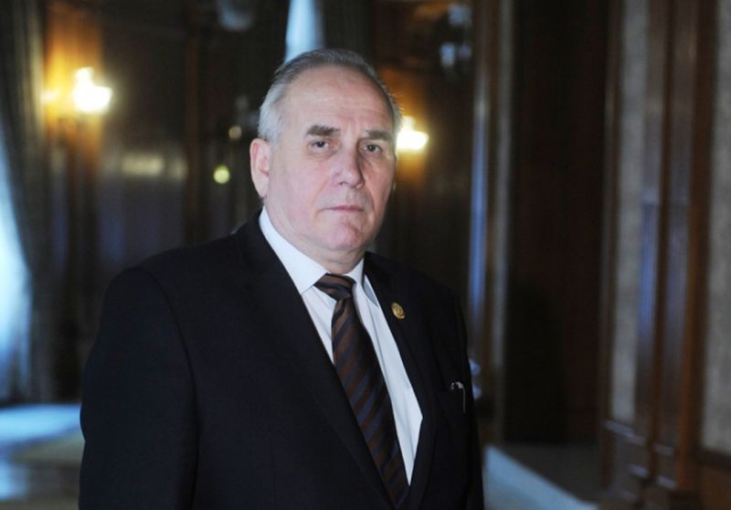 Deputat confirmat cu coronavirus