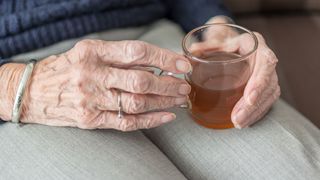 galați femeie etaj 4