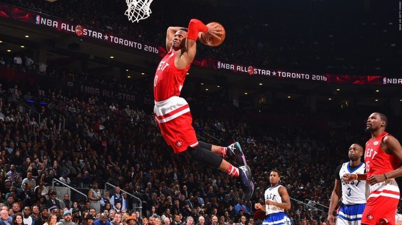  16 jucători au fost testaţi pozitiv