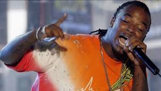 Rapperul american Huey, &icirc;n v&acirc;rstă de 32 de ani, a fost &icirc;mpuşcat mortal