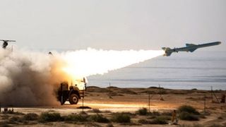 Atac aerian în Afganistan: Zeci de morţi şi răniţi