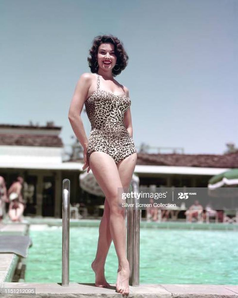 Linda Cristal a murit