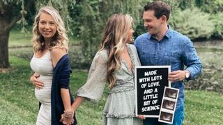 a rămas &icirc;nsărcinată cu nepoata