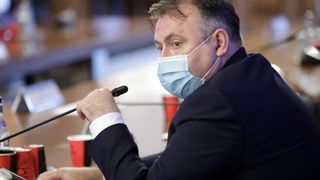 Tătaru: &bdquo;Din respect pentru aceşti oameni care au stat &icirc;n casă, ar trebui să ne g&acirc;ndim un pic mai t&acirc;rziu la politică&rdquo;