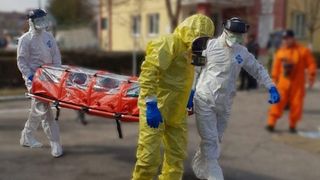 Peste 40 de persoane de pe platforma Şantierului Naval Damen Galaţi, confirmate cu coronavirus