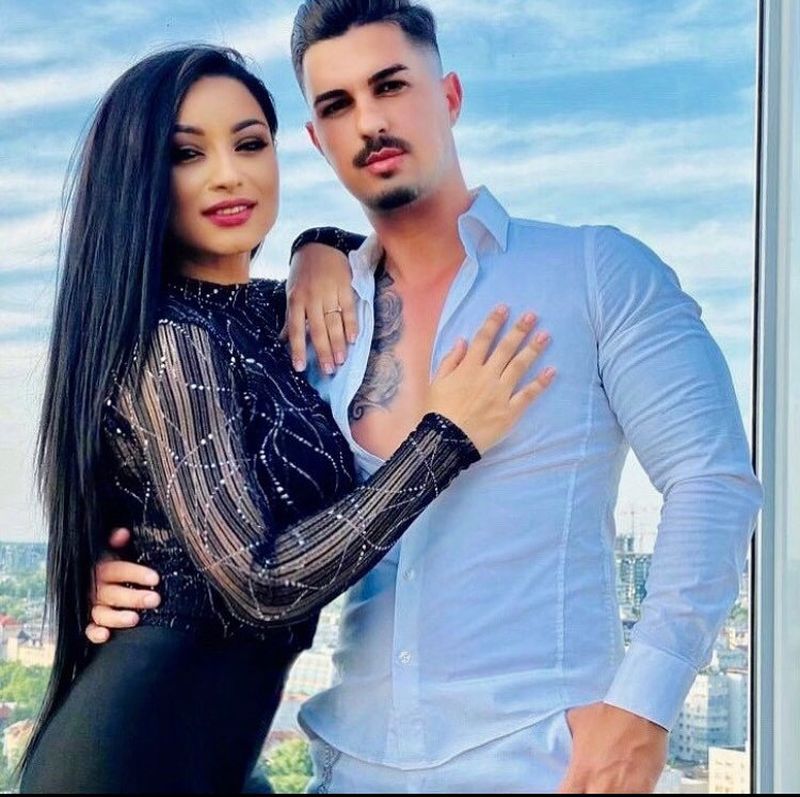 none de la puterea dragostei și iubita