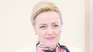 Carmen Dan a primit bani pentru haine și hrană &icirc;nainte să demisioneze de la Ministerul de Interne! Vezi ce sumă a &icirc;ncasat fostul ministru!