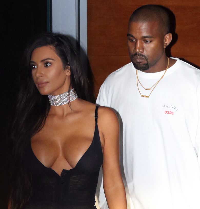 Kanye West a anunțat că încearcă să divorțeze de soția sa, Kim Kardashian Kanye West a anunțat că încearcă să divorțeze de soția sa, Kim Kardashian