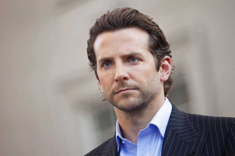 Bradley Cooper, surprins cu una dintre cele mai frumoase femei din lume
