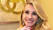 Julia Roberts si-a asigurat zambetul. 