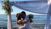 Flick, Denisa si familia lui Daniel Buzdugan - casatorie in Creta