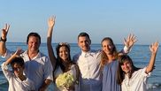 Flick, Denisa si familia lui Daniel Buzdugan - casatorie in Creta