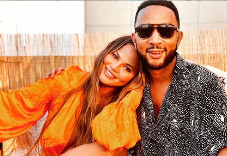 Chrissy Teigen și John Legend