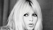 Brigitte Bardot tânără